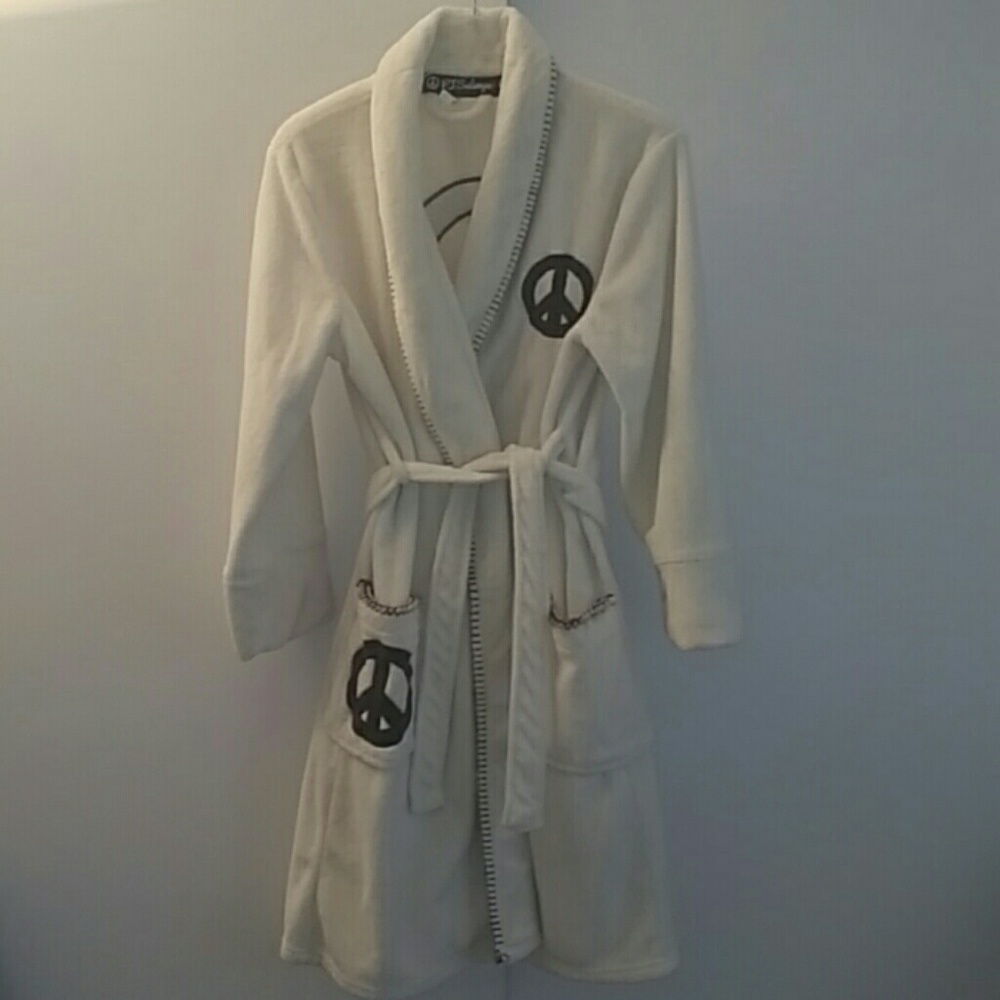 P. J. Salvage Robe
